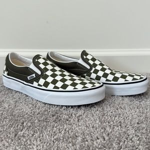 Vans Classic Slip-On Checkerboard, Olive/White, US Women’s 8.5 or US Men’s 7.0.